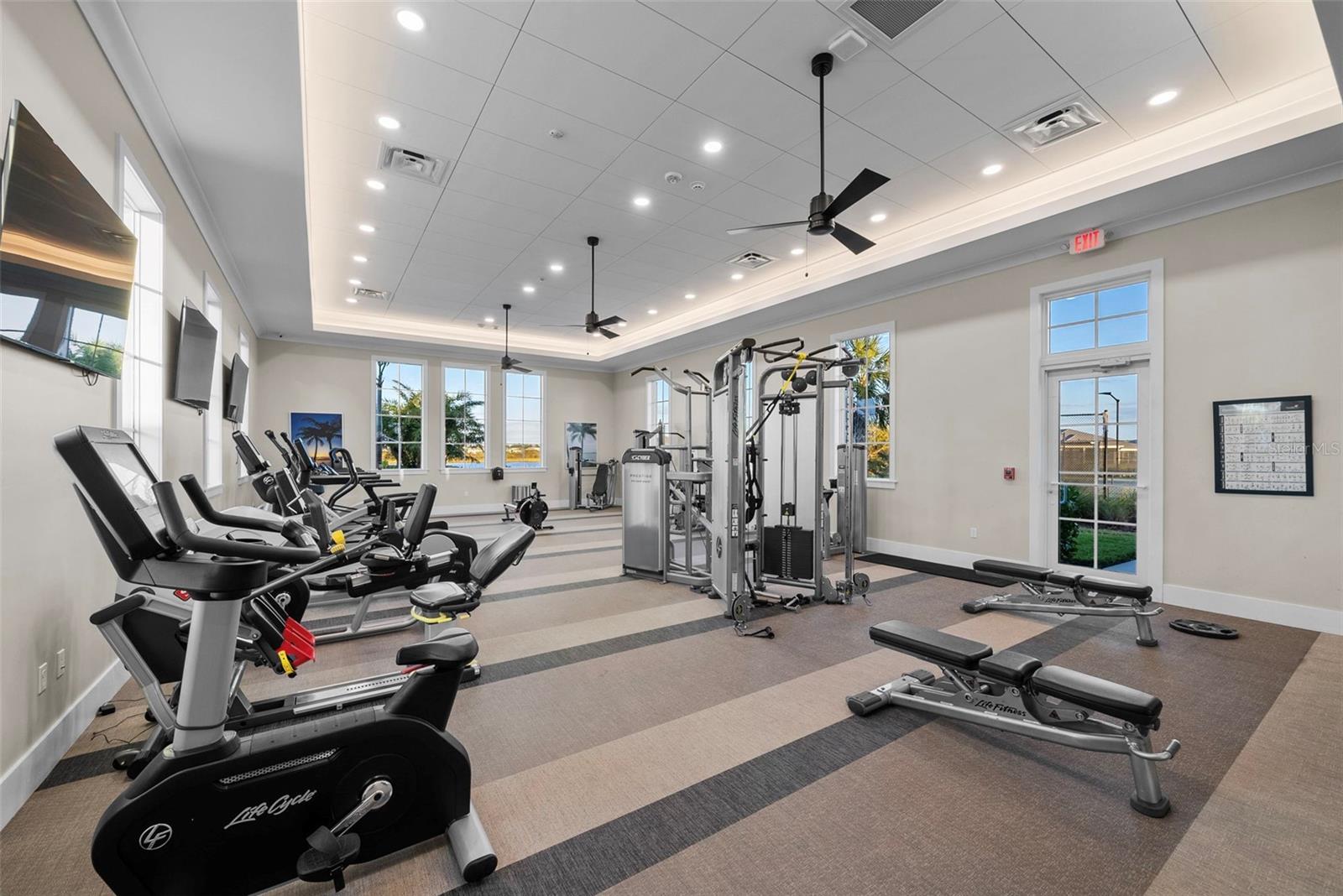 8331 REDONDA LOOP, LAKEWOOD RANCH, FL, 34202
