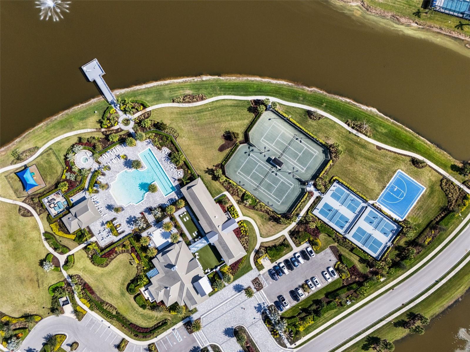8331 REDONDA LOOP, LAKEWOOD RANCH, FL, 34202