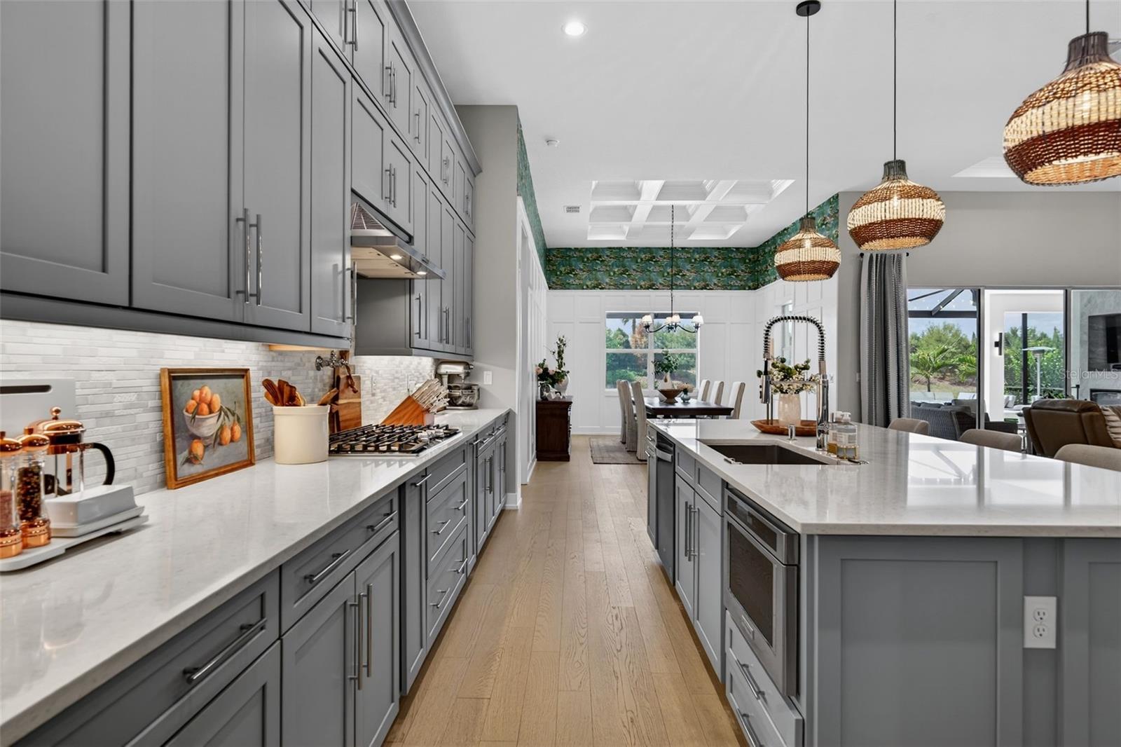 8331 REDONDA LOOP, LAKEWOOD RANCH, FL, 34202