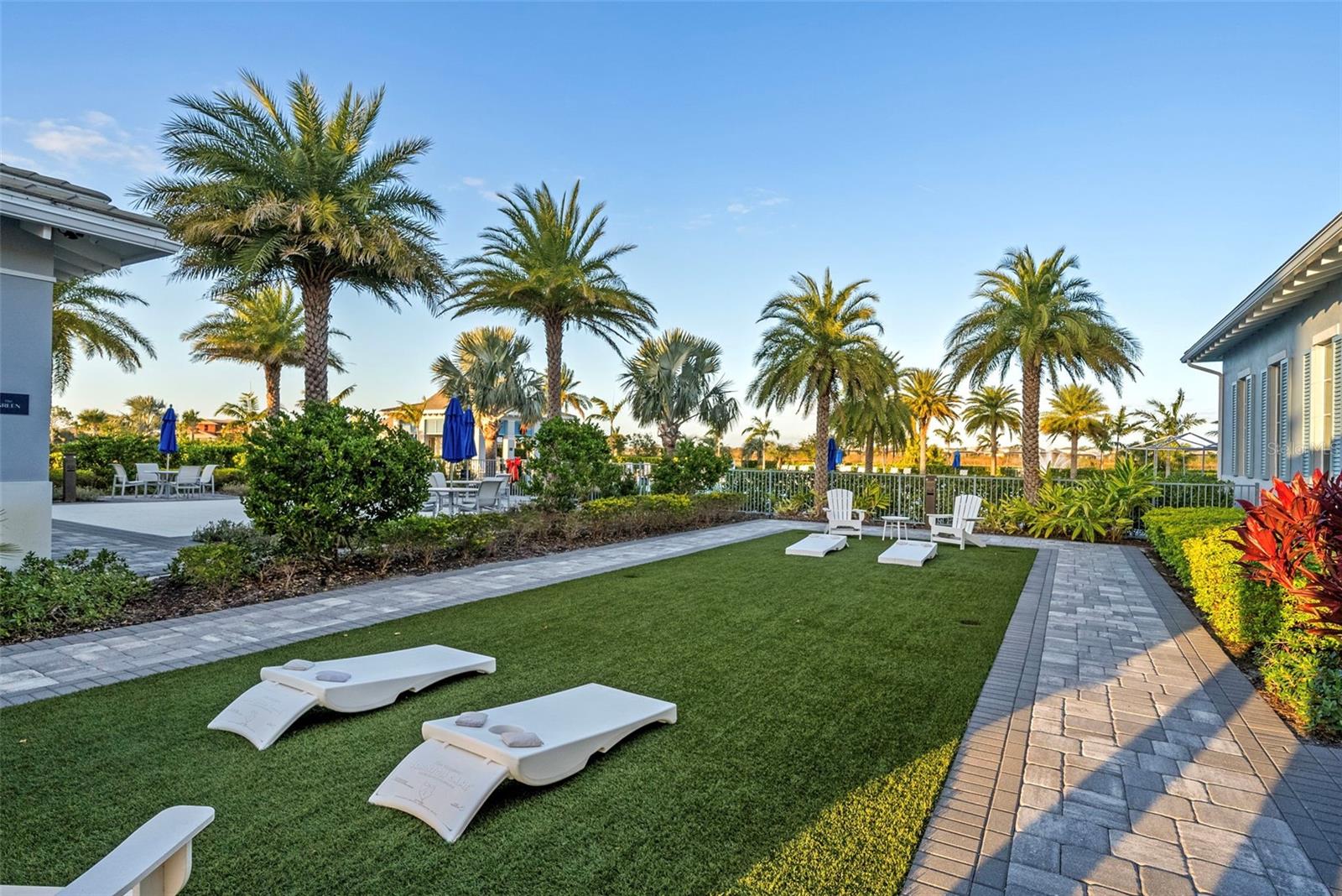 8331 REDONDA LOOP, LAKEWOOD RANCH, FL, 34202