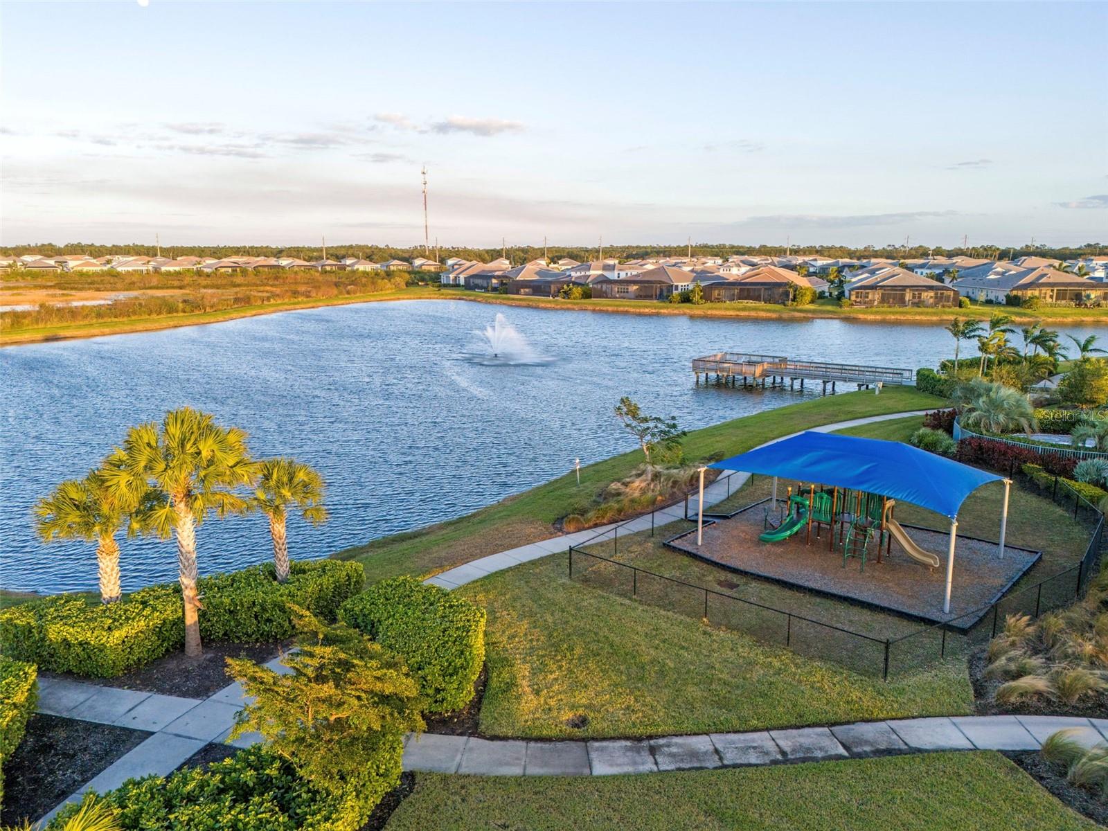 8331 REDONDA LOOP, LAKEWOOD RANCH, FL, 34202