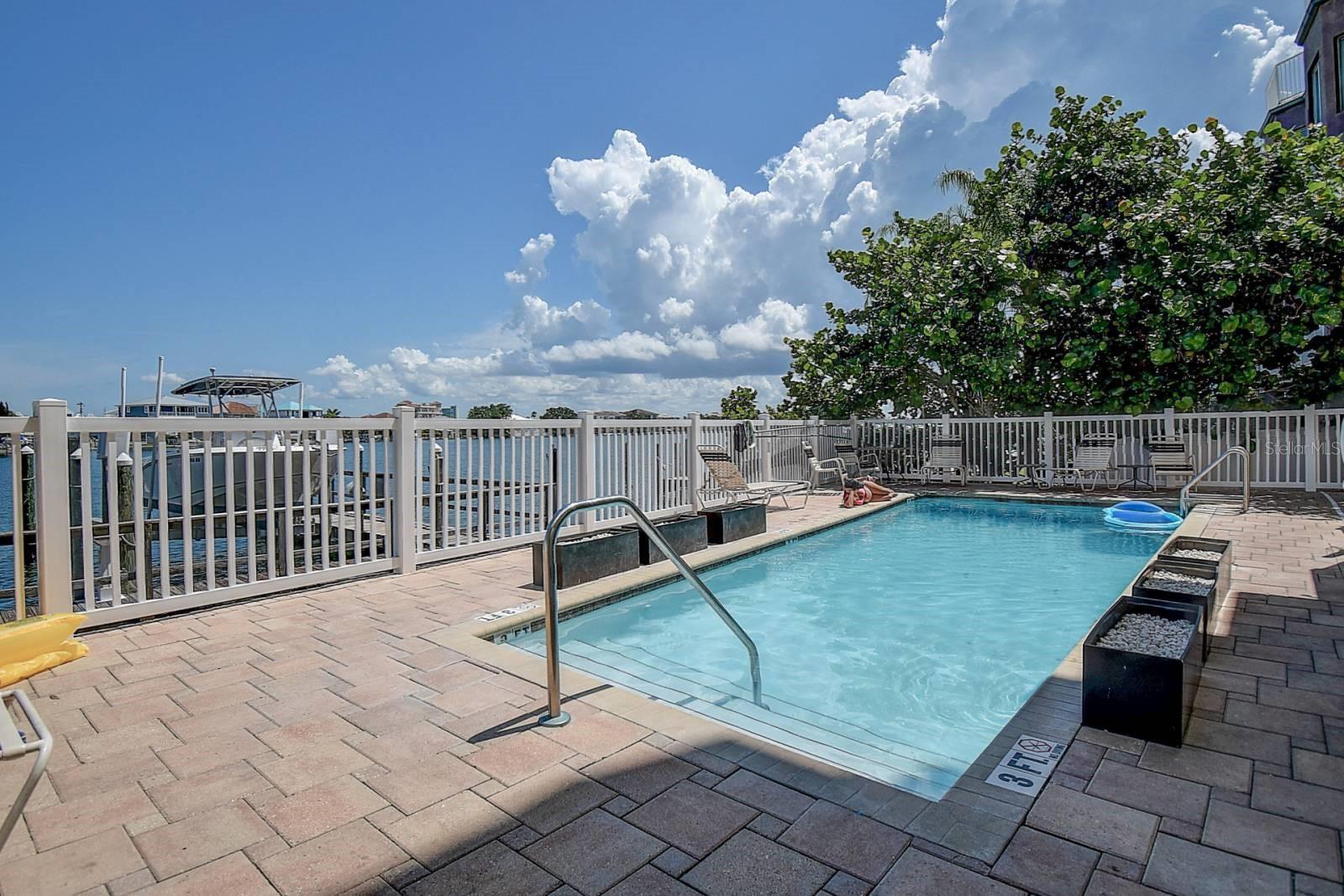600 BAYWAY BLVD #304, CLEARWATER BEACH, FL, 33767
