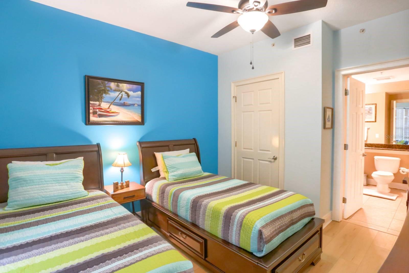 600 BAYWAY BLVD #304, CLEARWATER BEACH, FL, 33767