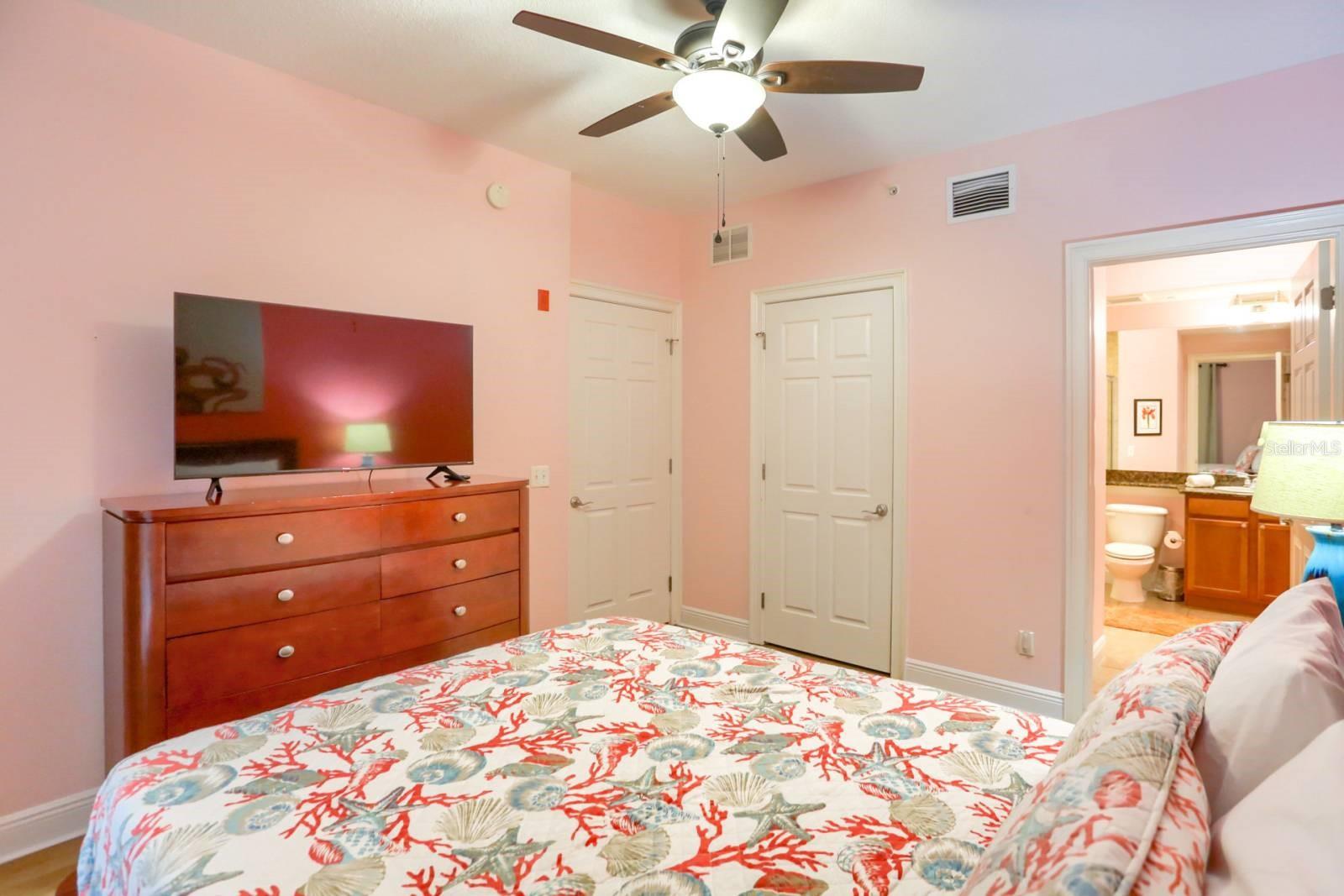 600 BAYWAY BLVD #304, CLEARWATER BEACH, FL, 33767