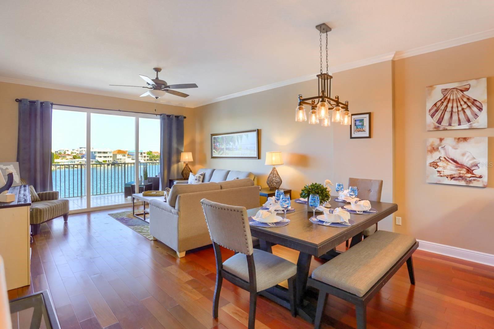 600 BAYWAY BLVD #304, CLEARWATER BEACH, FL, 33767