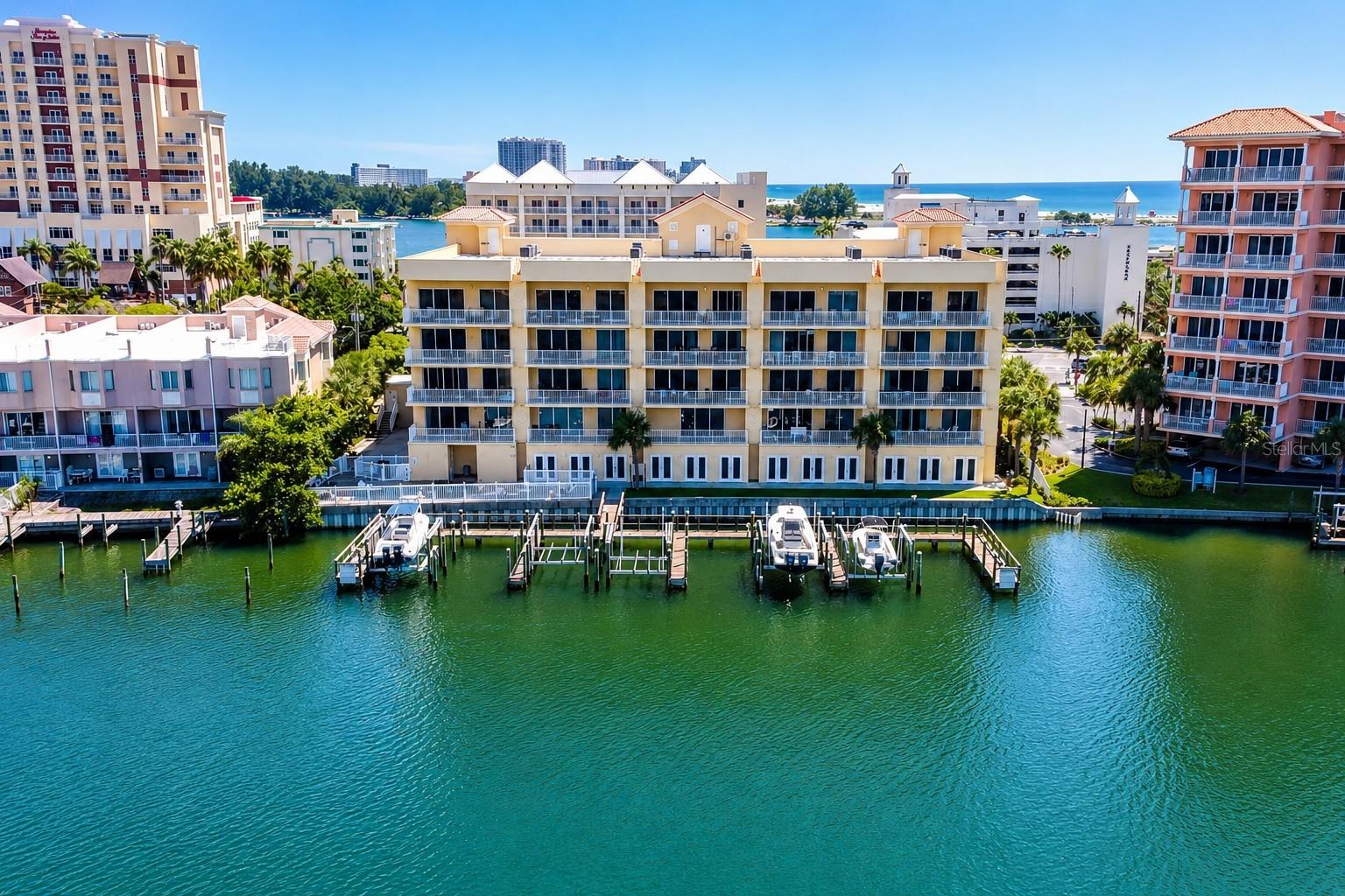 600 BAYWAY BLVD #304, CLEARWATER BEACH, FL, 33767