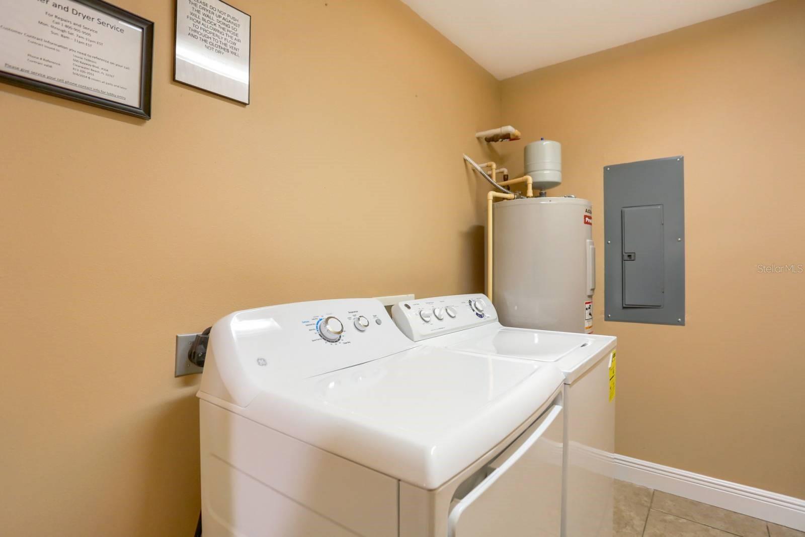 600 BAYWAY BLVD #304, CLEARWATER BEACH, FL, 33767