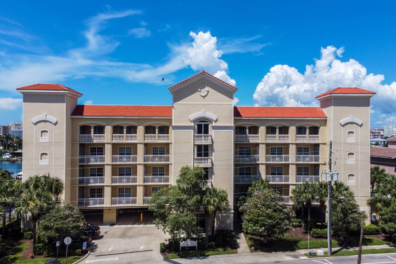 600 BAYWAY BLVD #304, CLEARWATER BEACH, FL, 33767
