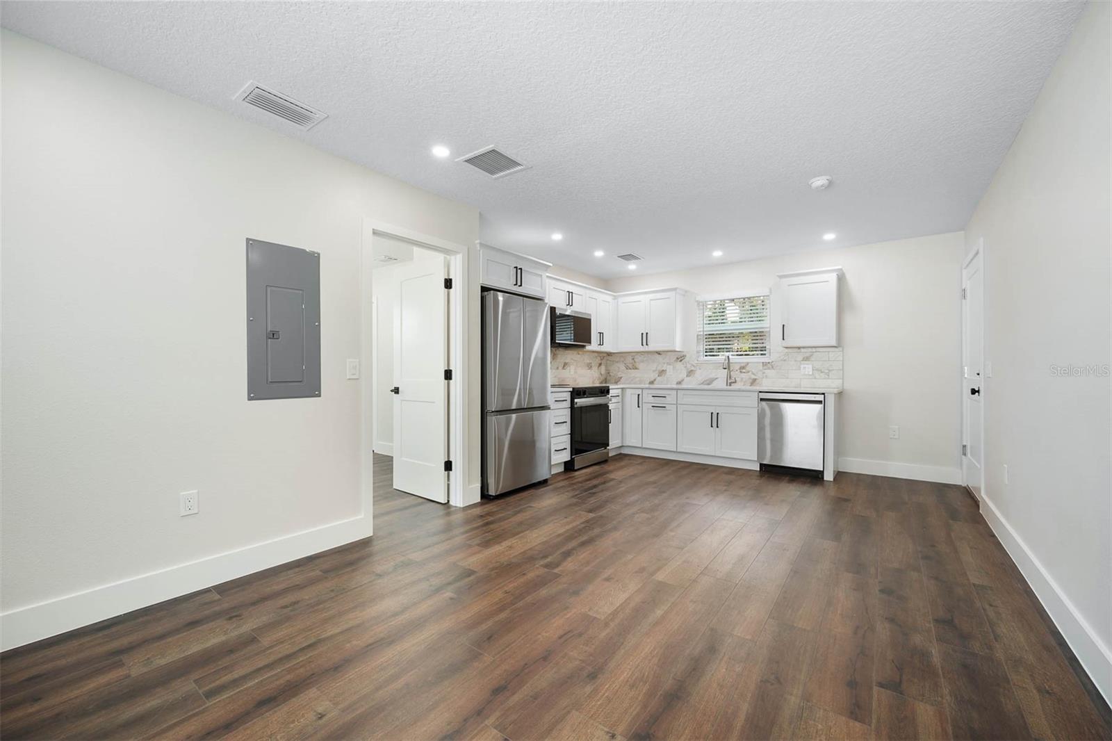 2300 FORMOSA AVE, ORLANDO, FL, 32804