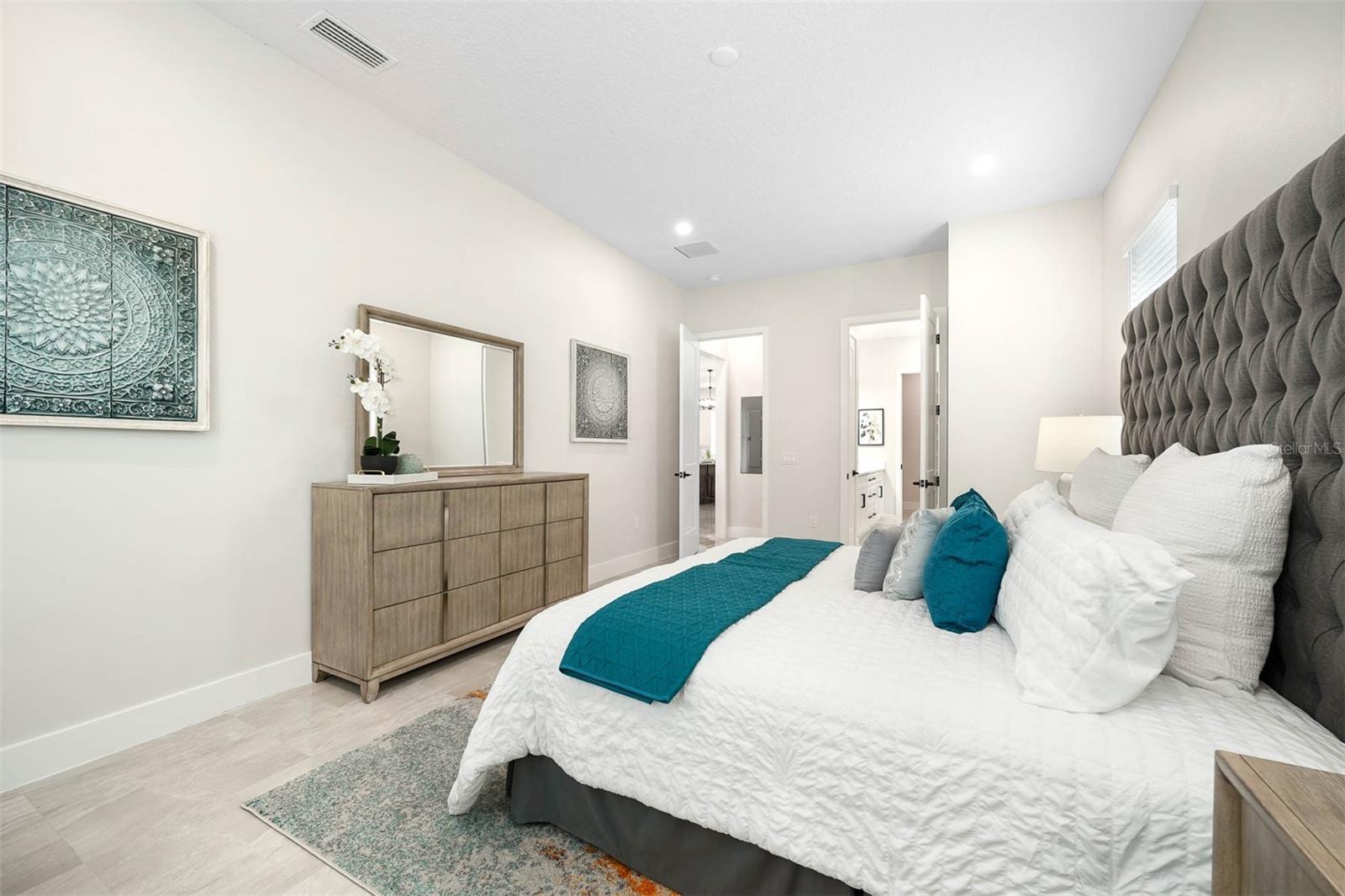 2300 FORMOSA AVE, ORLANDO, FL, 32804