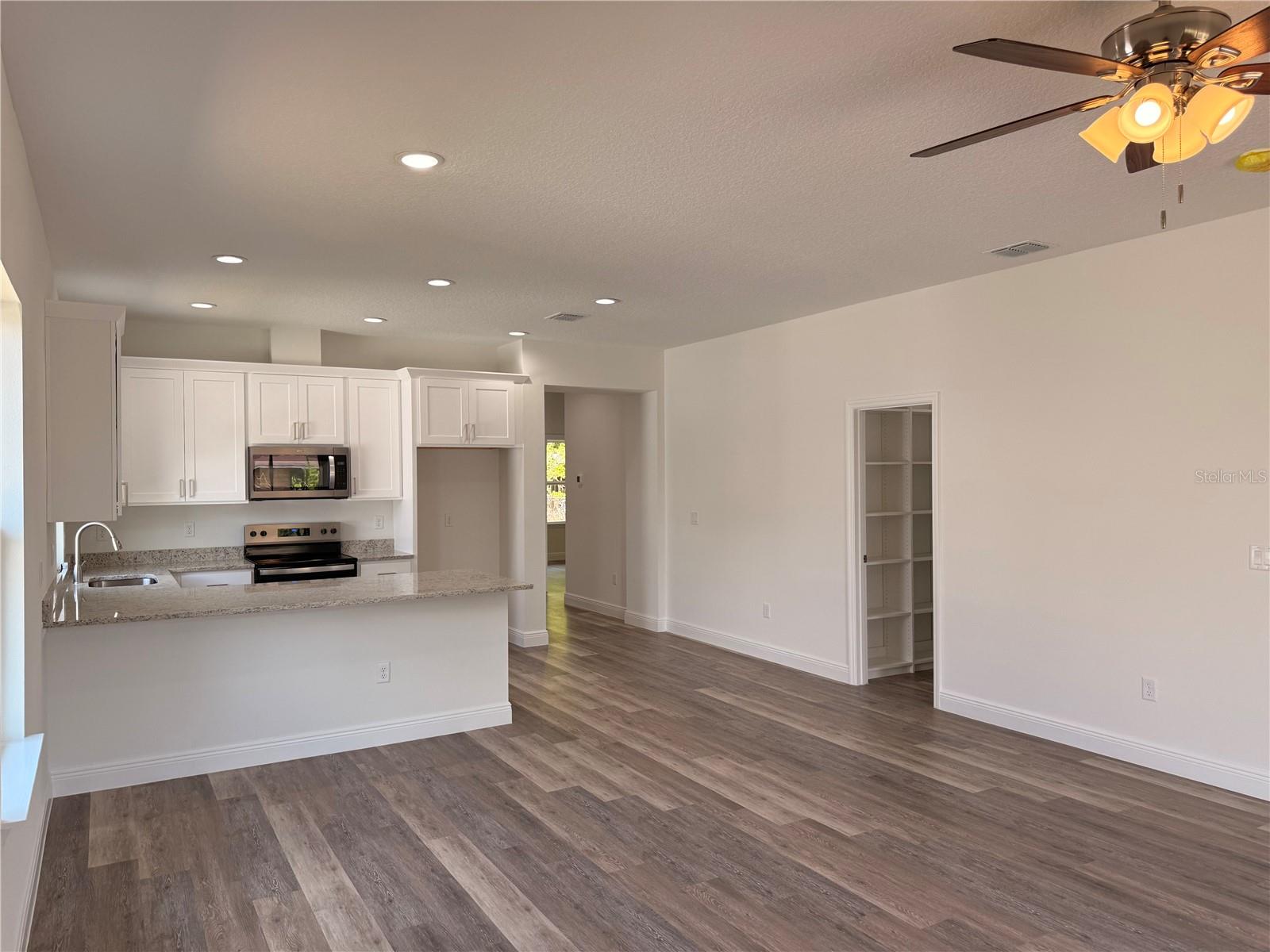 1606 PEACH AVE, SANFORD, FL, 32771