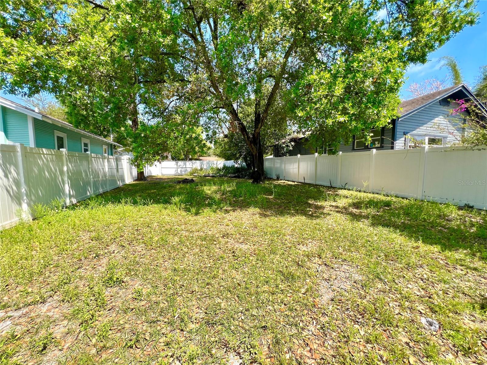 115 W ALLISON CT, TAMPA, FL, 33603