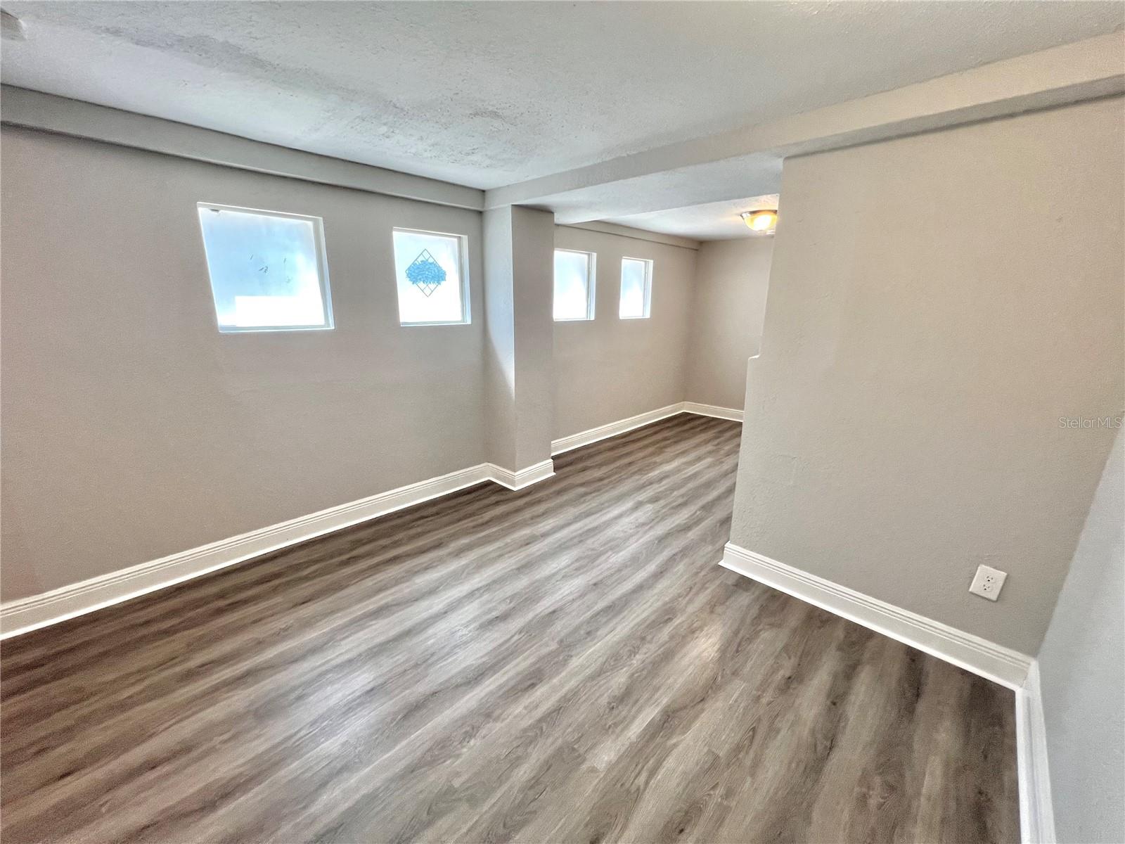 115 W ALLISON CT, TAMPA, FL, 33603