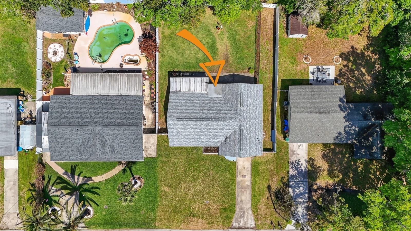 327 LONDON RD, DAYTONA BEACH, FL, 32117