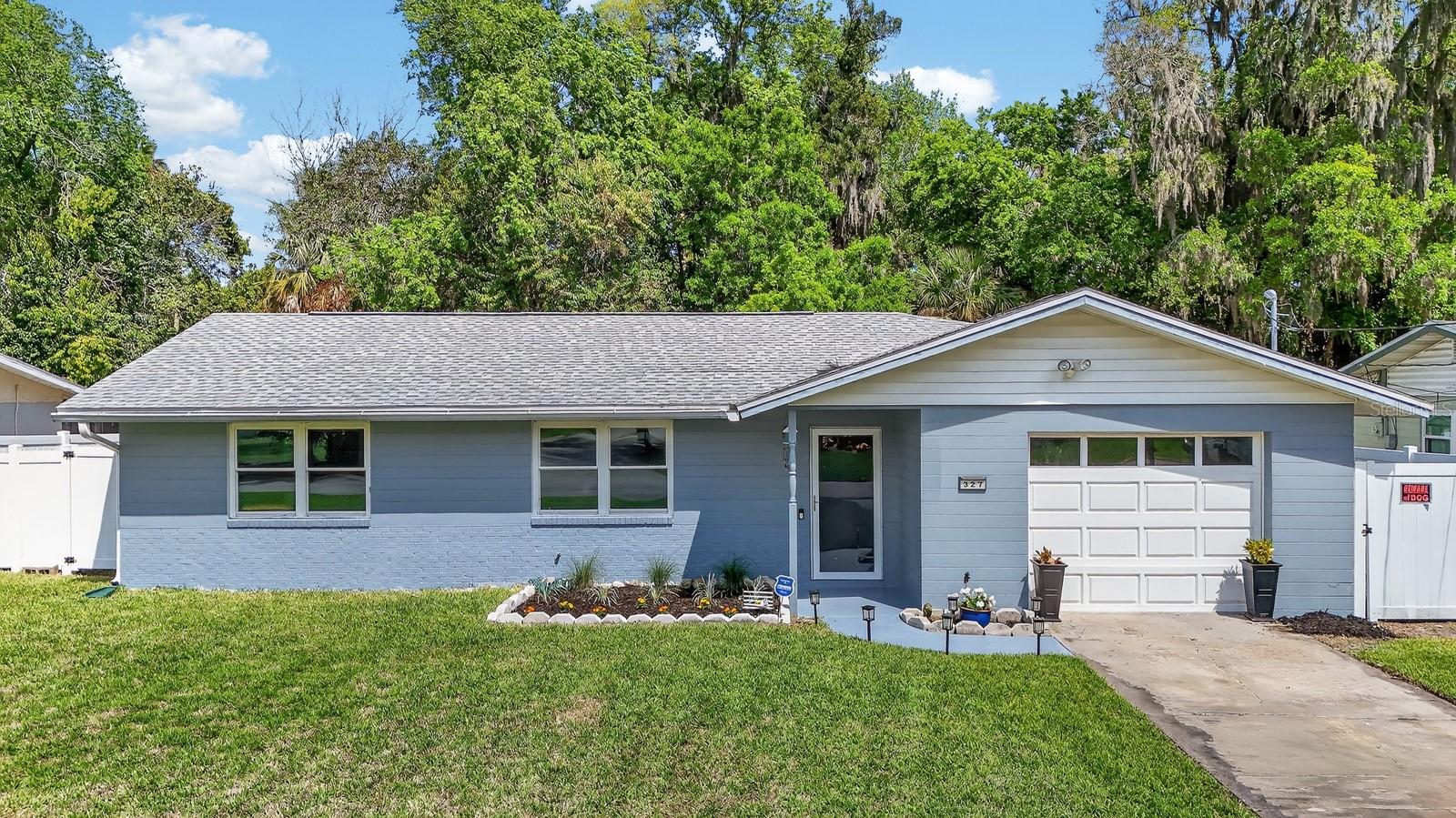 327 LONDON RD, DAYTONA BEACH, FL, 32117
