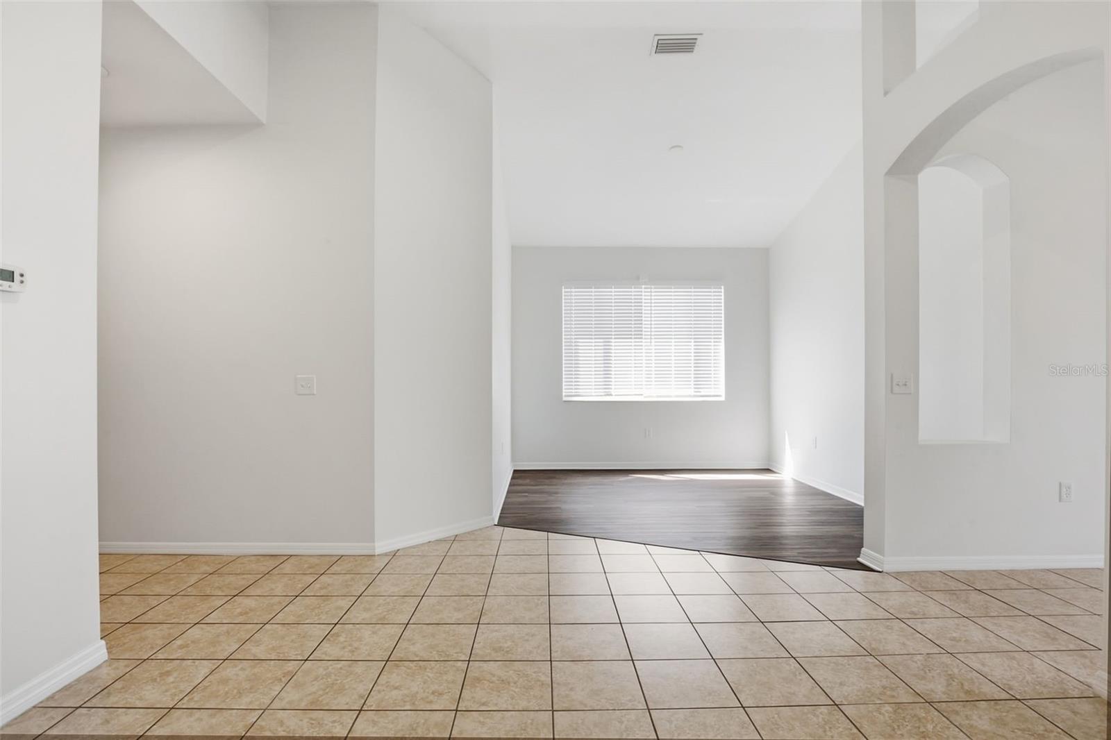 5917 WEDGEFIELD DR, ZEPHYRHILLS, FL, 33541