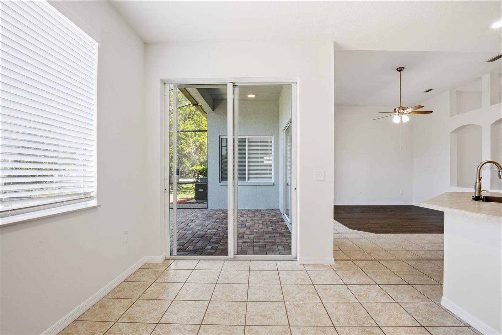 5917 WEDGEFIELD DR, ZEPHYRHILLS, FL, 33541