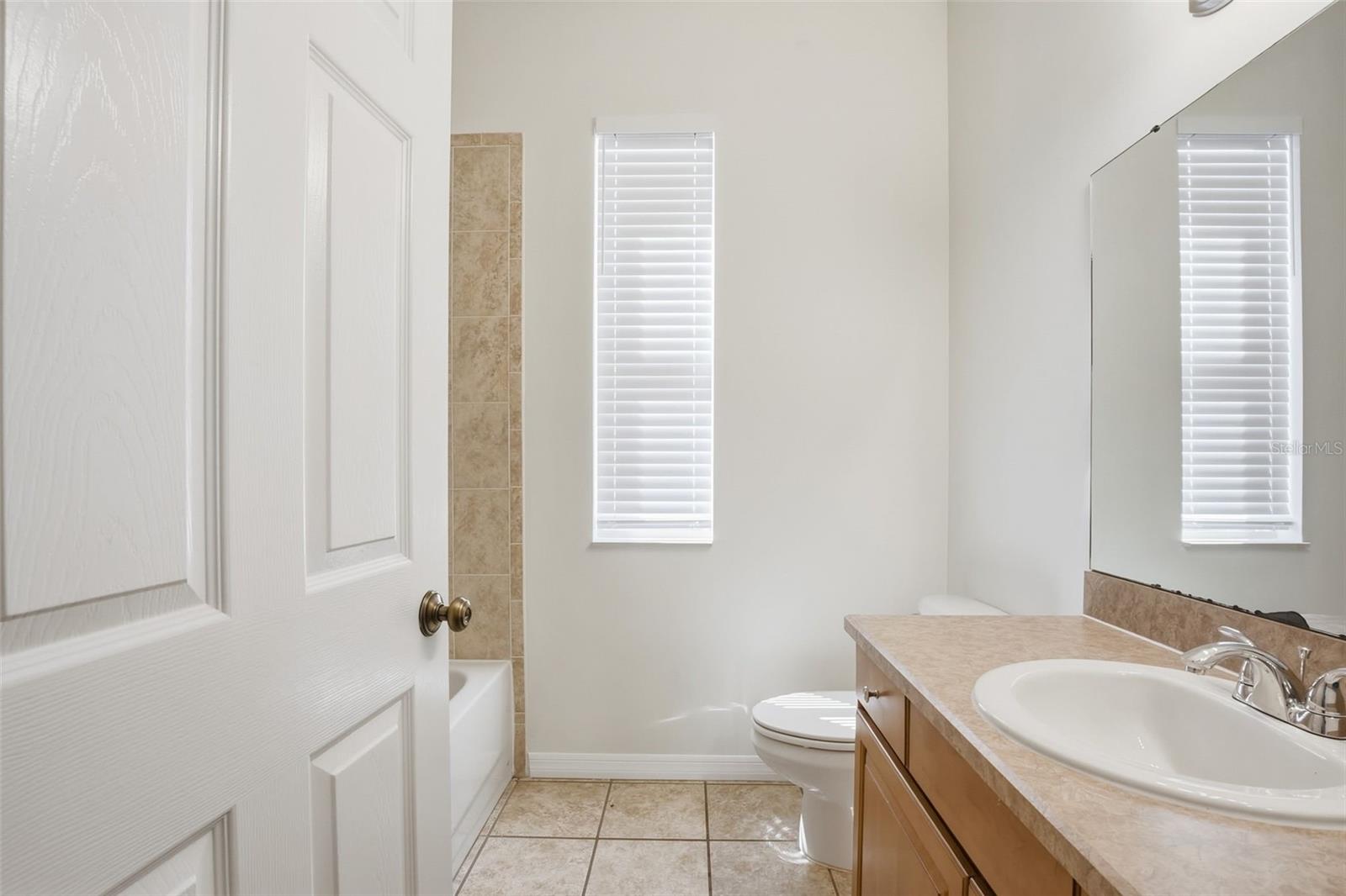 5917 WEDGEFIELD DR, ZEPHYRHILLS, FL, 33541