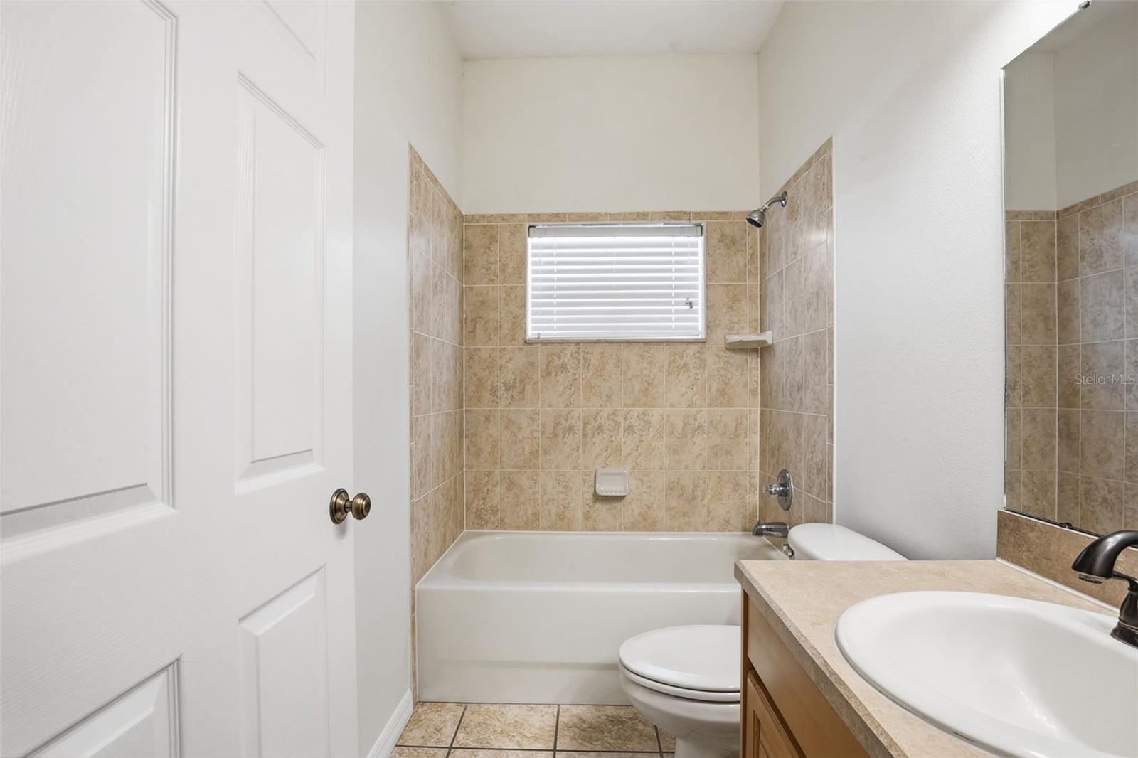 5917 WEDGEFIELD DR, ZEPHYRHILLS, FL, 33541