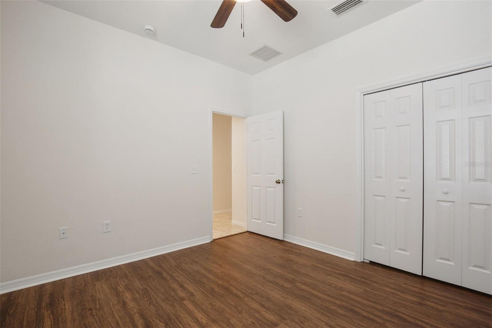 5917 WEDGEFIELD DR, ZEPHYRHILLS, FL, 33541