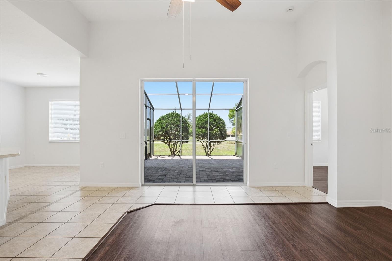 5917 WEDGEFIELD DR, ZEPHYRHILLS, FL, 33541