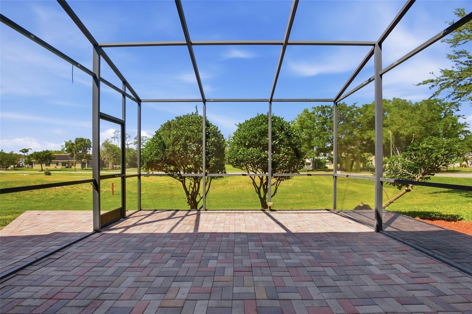 5917 WEDGEFIELD DR, ZEPHYRHILLS, FL, 33541