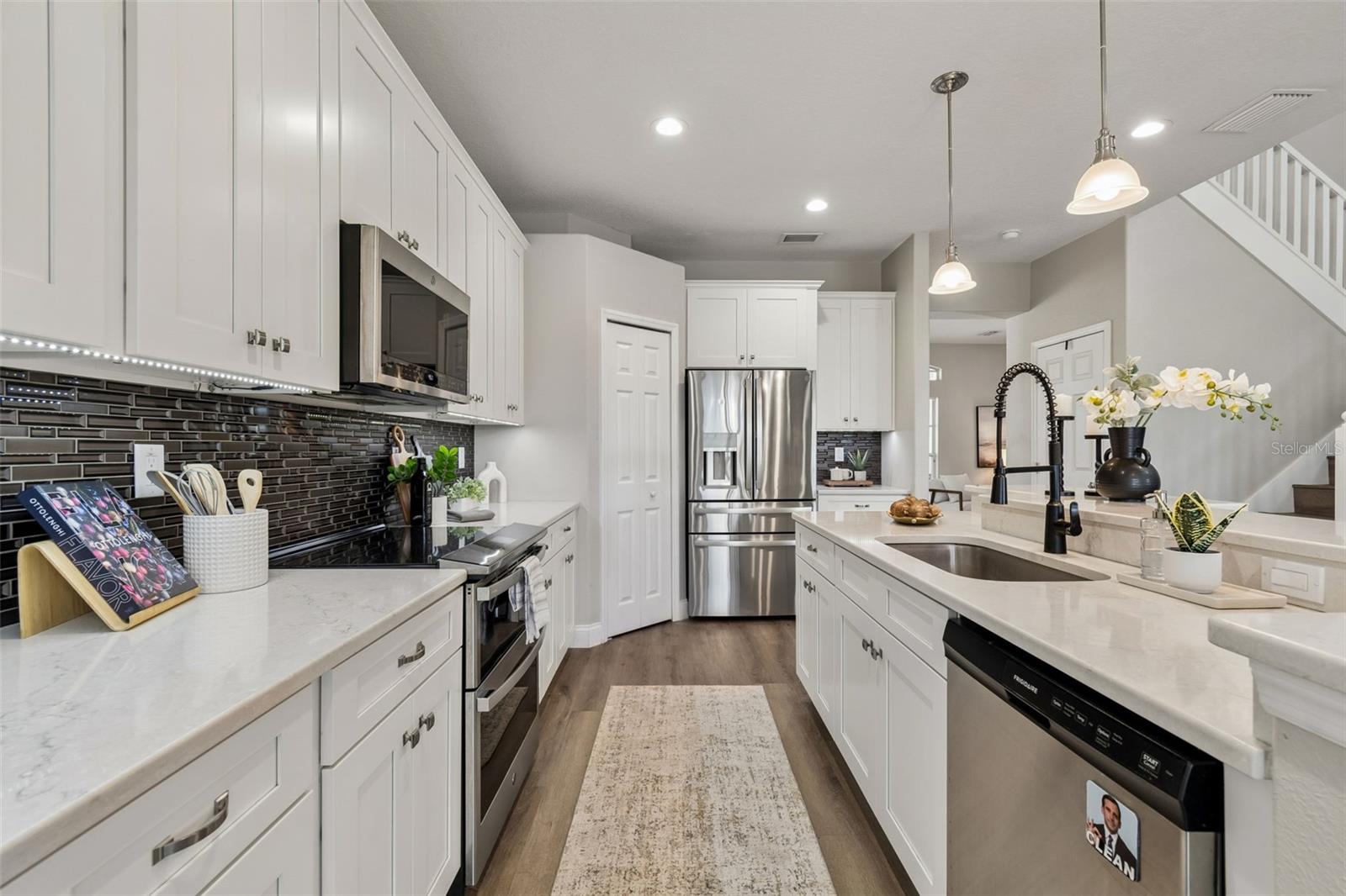3313 CHESSINGTON DR, LAND O LAKES, FL, 34638