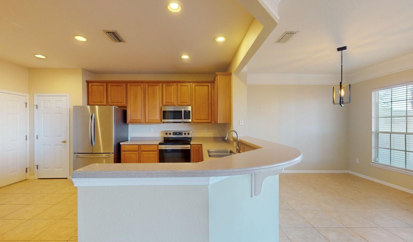 11245 CASTLEMAIN CIR N, JACKSONVILLE, FL, 32256