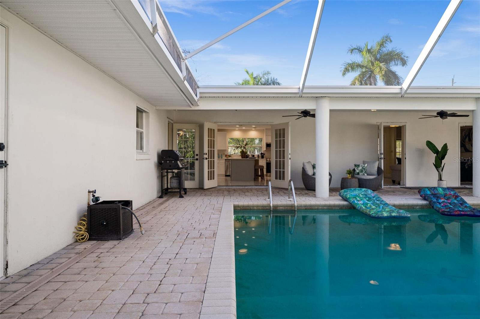 625 W OLYMPIA AVE, PUNTA GORDA, FL, 33950