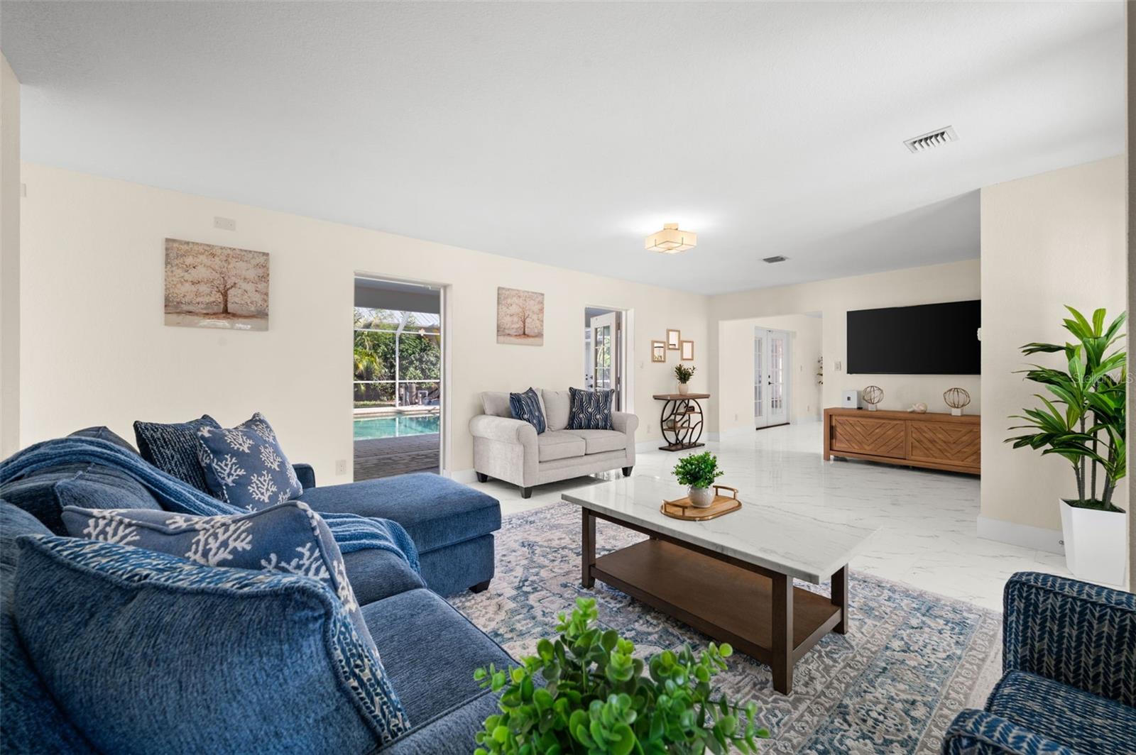 625 W OLYMPIA AVE, PUNTA GORDA, FL, 33950