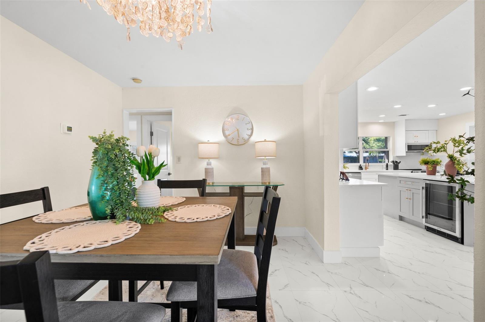 625 W OLYMPIA AVE, PUNTA GORDA, FL, 33950