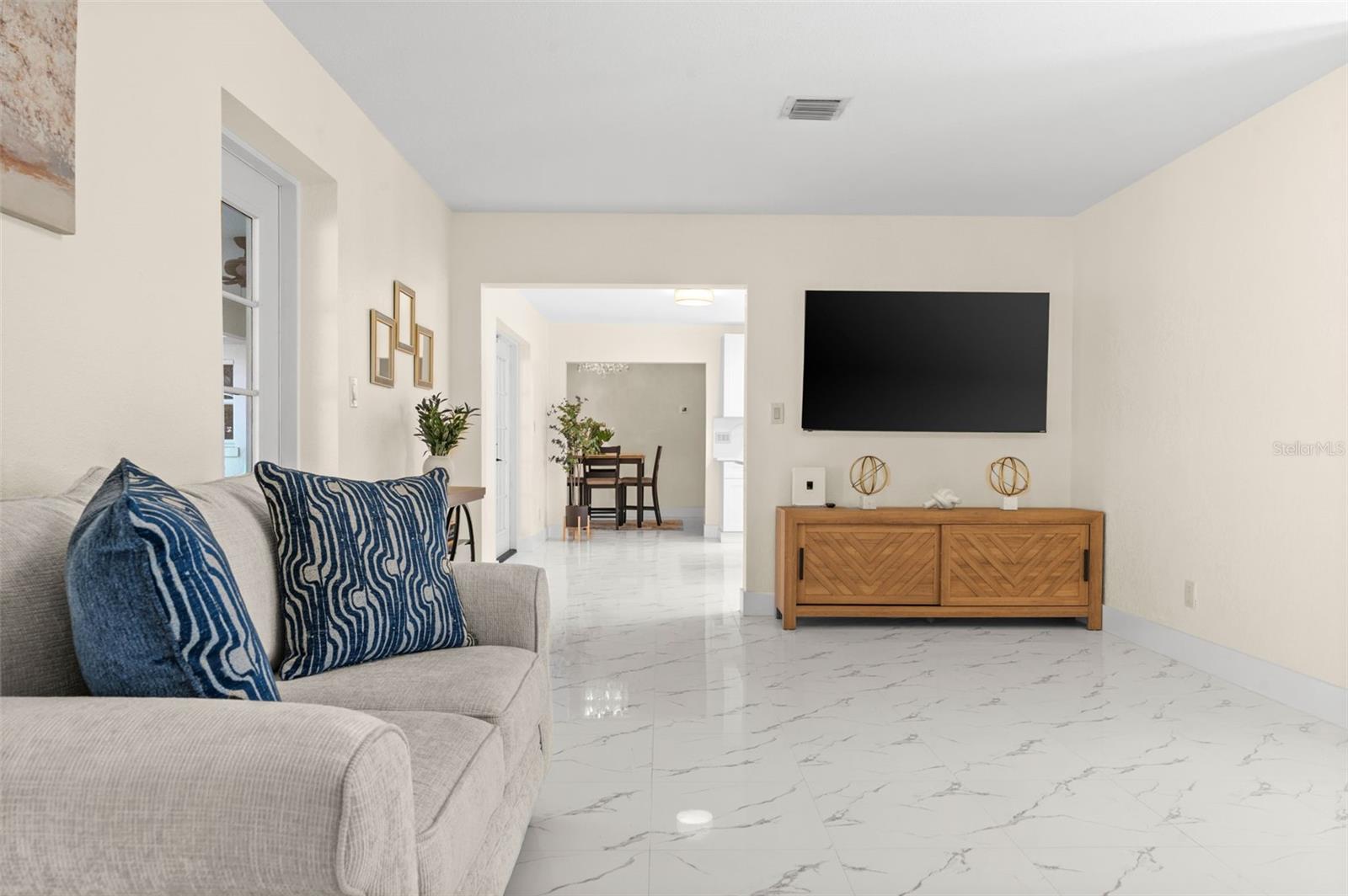 625 W OLYMPIA AVE, PUNTA GORDA, FL, 33950