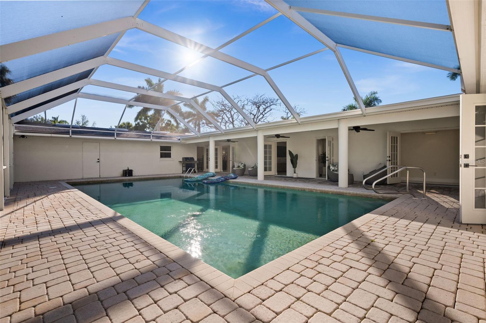 625 W OLYMPIA AVE, PUNTA GORDA, FL, 33950