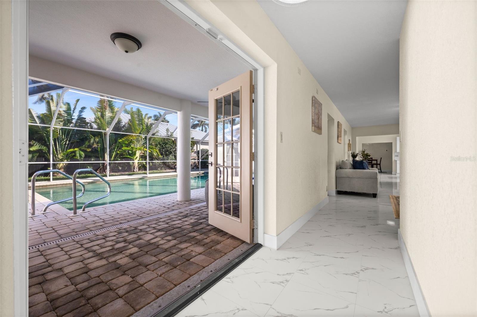 625 W OLYMPIA AVE, PUNTA GORDA, FL, 33950