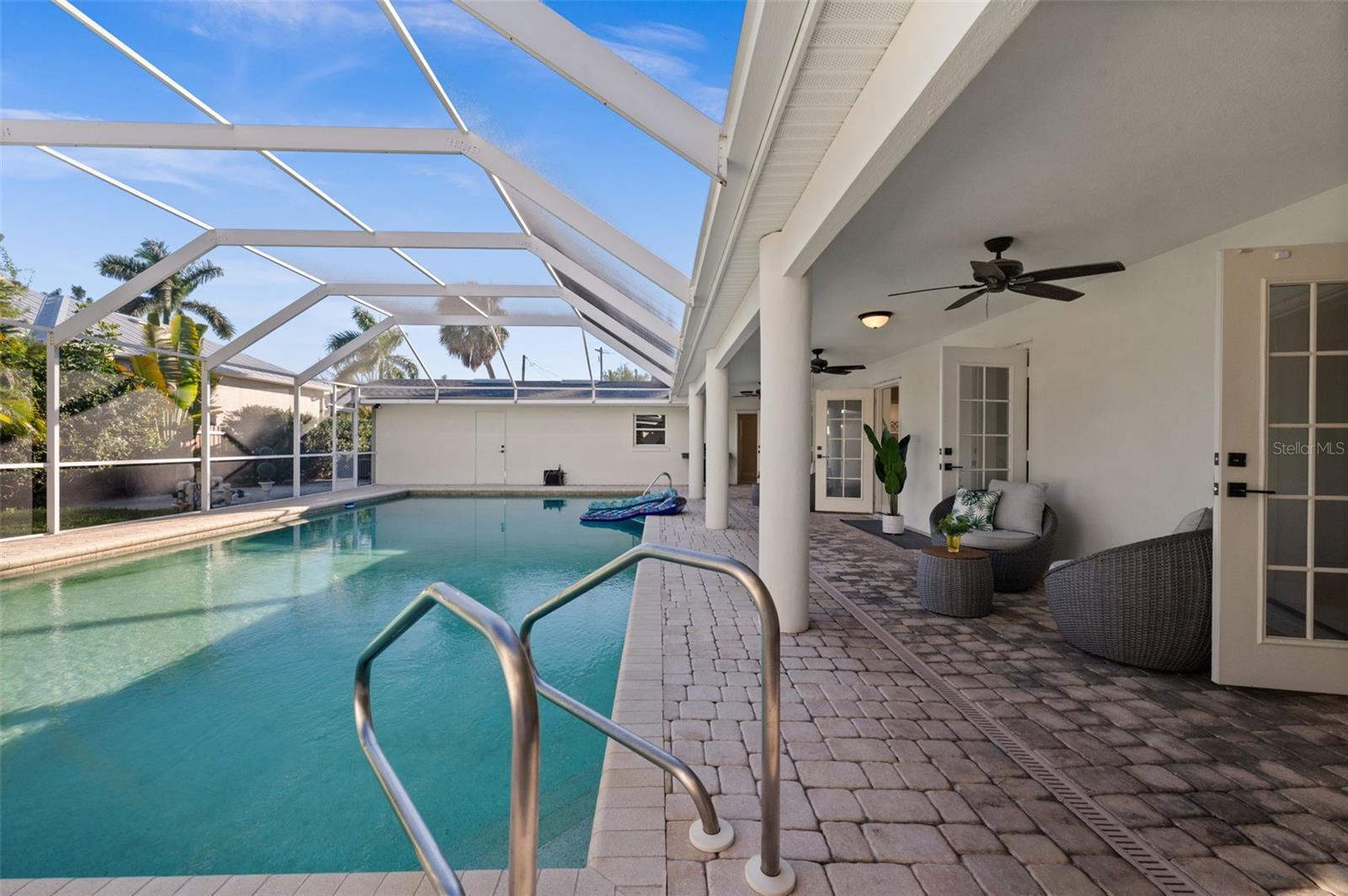 625 W OLYMPIA AVE, PUNTA GORDA, FL, 33950