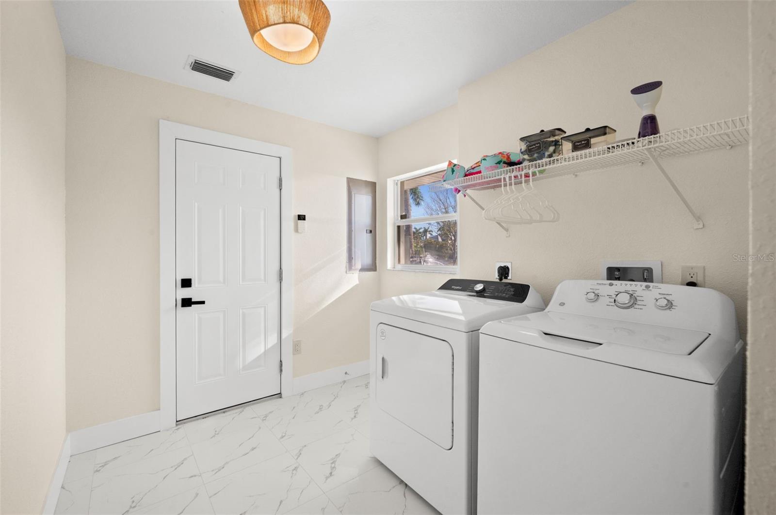 625 W OLYMPIA AVE, PUNTA GORDA, FL, 33950
