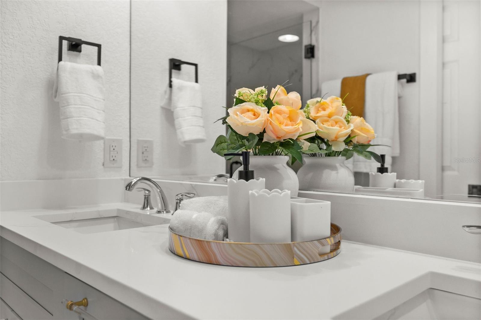 625 W OLYMPIA AVE, PUNTA GORDA, FL, 33950