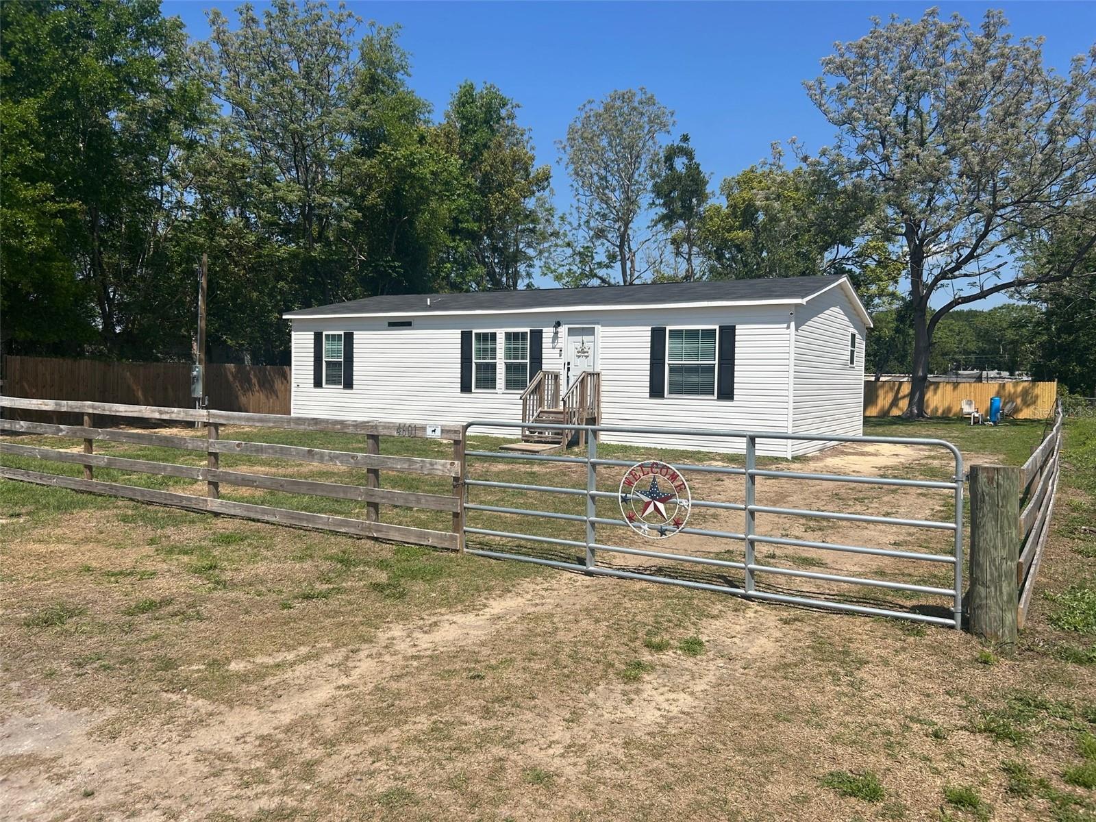 4601 OAK ST, FRUITLAND PARK, FL, 34731