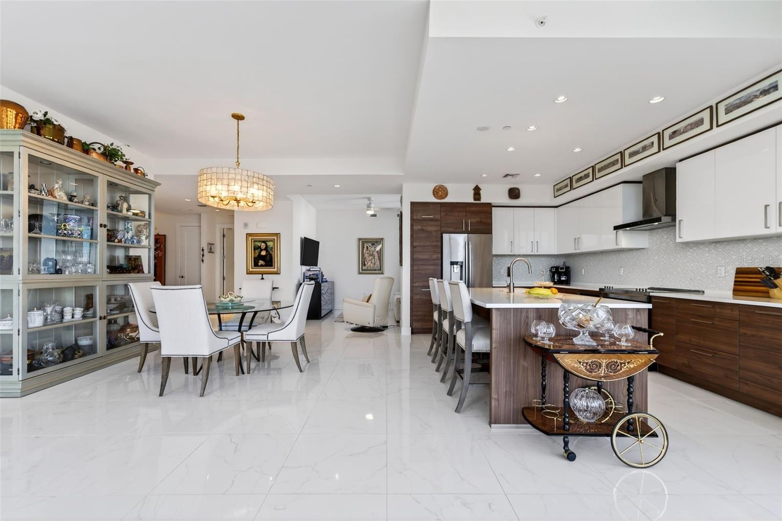 111 S PINEAPPLE AVE #806, SARASOTA, FL, 34236