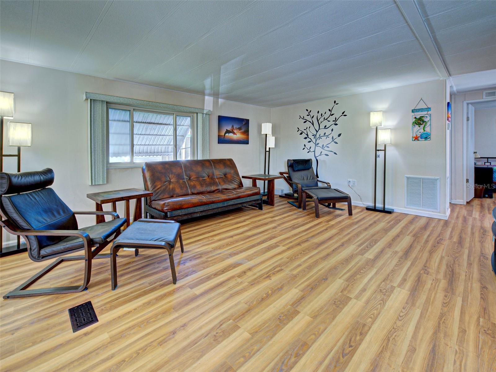 166 EDGEWOOD DR, OSPREY, FL, 34229
