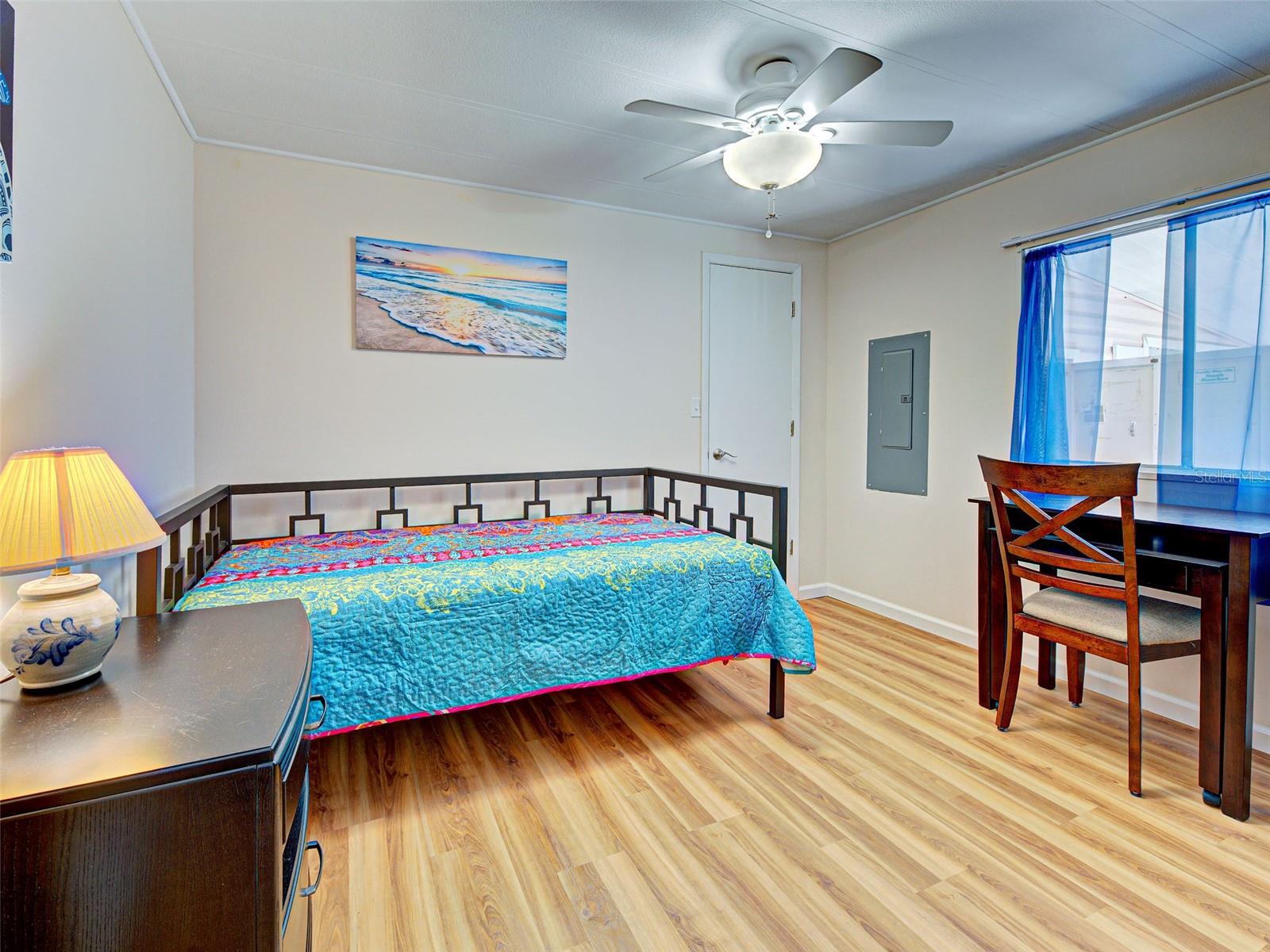166 EDGEWOOD DR, OSPREY, FL, 34229