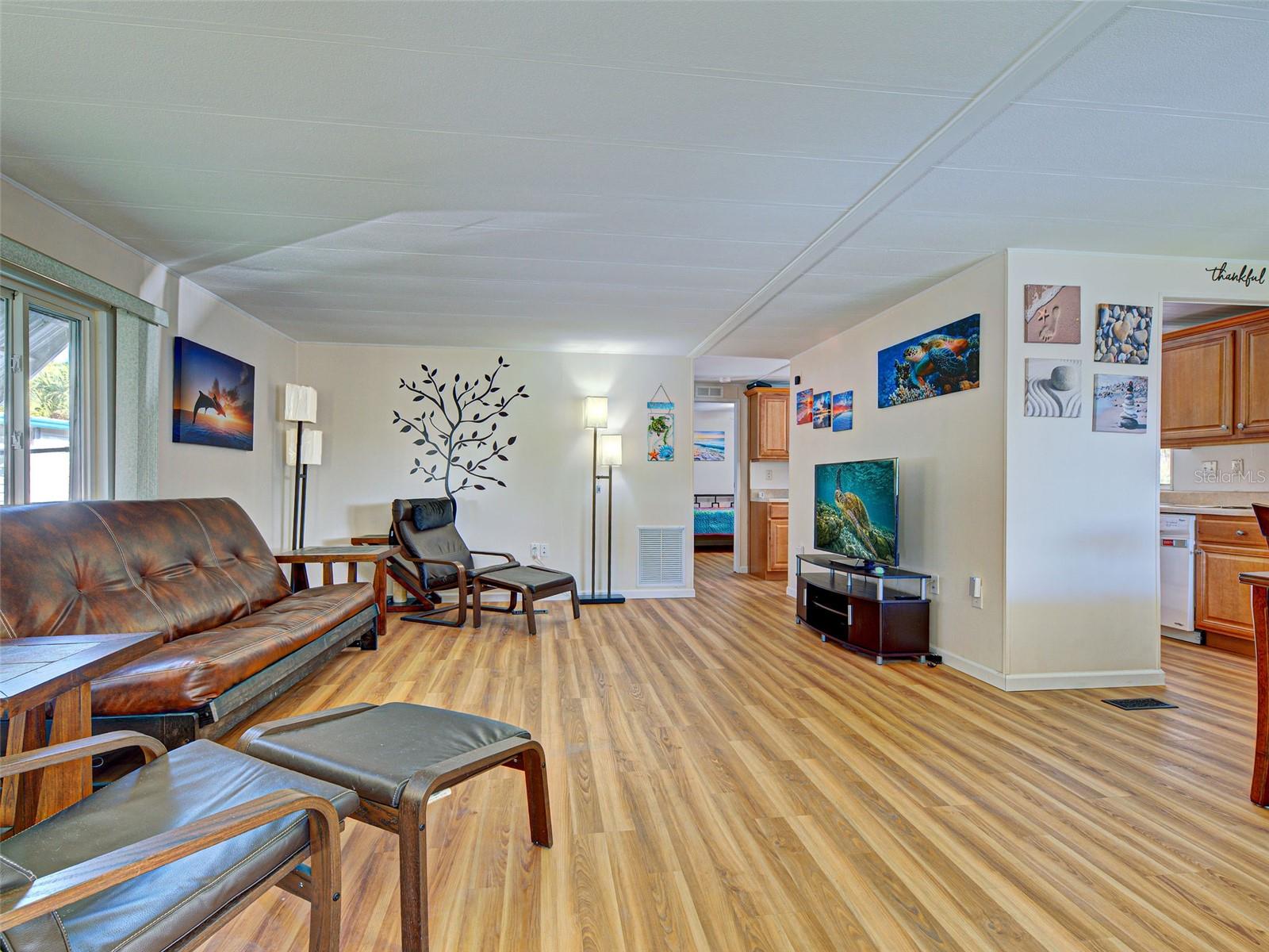 166 EDGEWOOD DR, OSPREY, FL, 34229