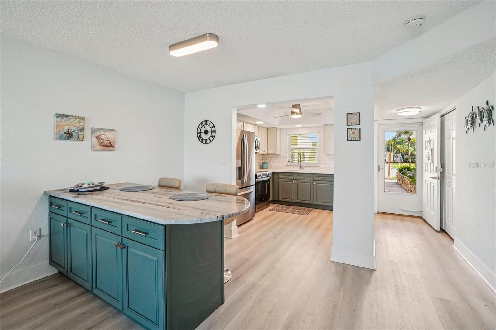 4750 COVE CIR #107, ST PETERSBURG, FL, 33708