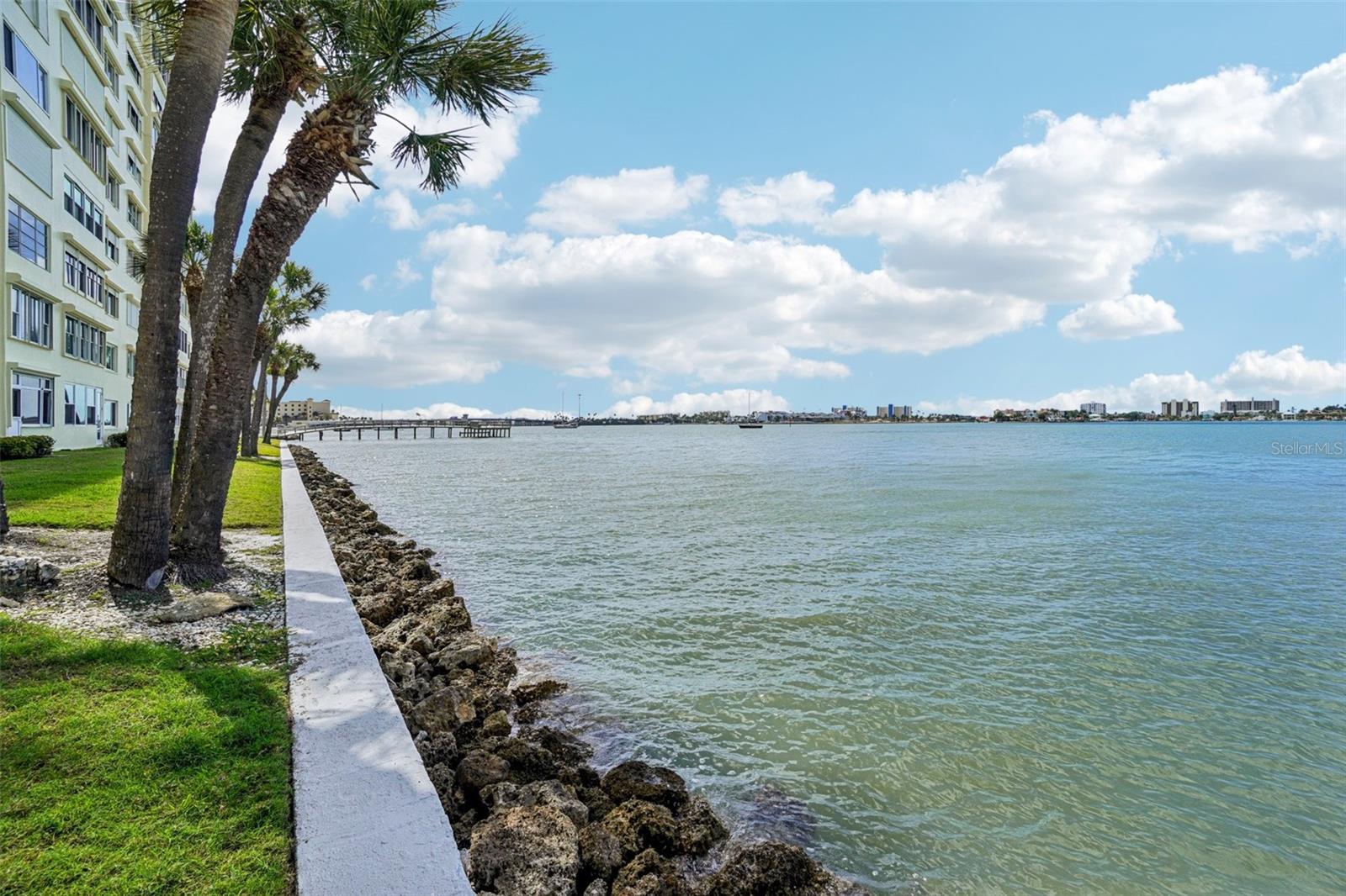 4750 COVE CIR #107, ST PETERSBURG, FL, 33708