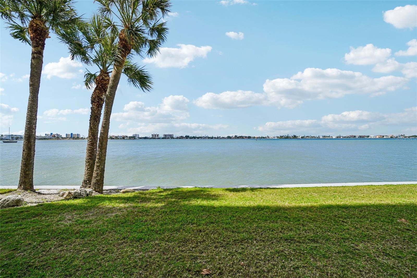 4750 COVE CIR #107, ST PETERSBURG, FL, 33708