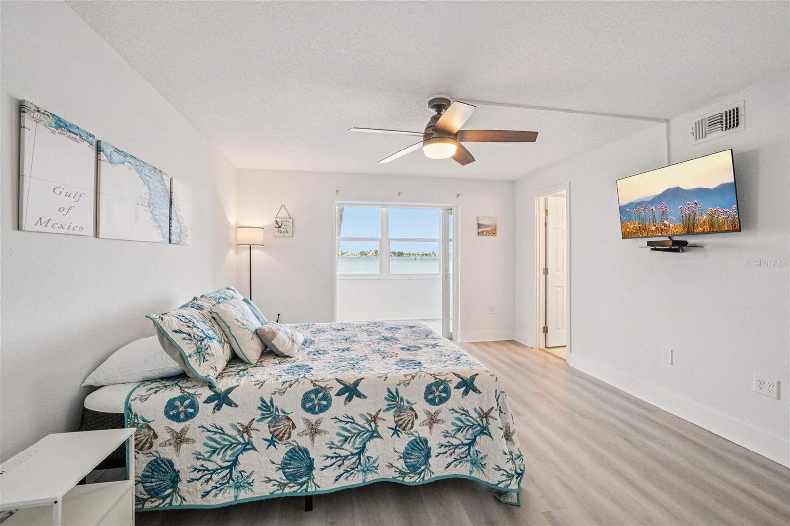 4750 COVE CIR #107, ST PETERSBURG, FL, 33708