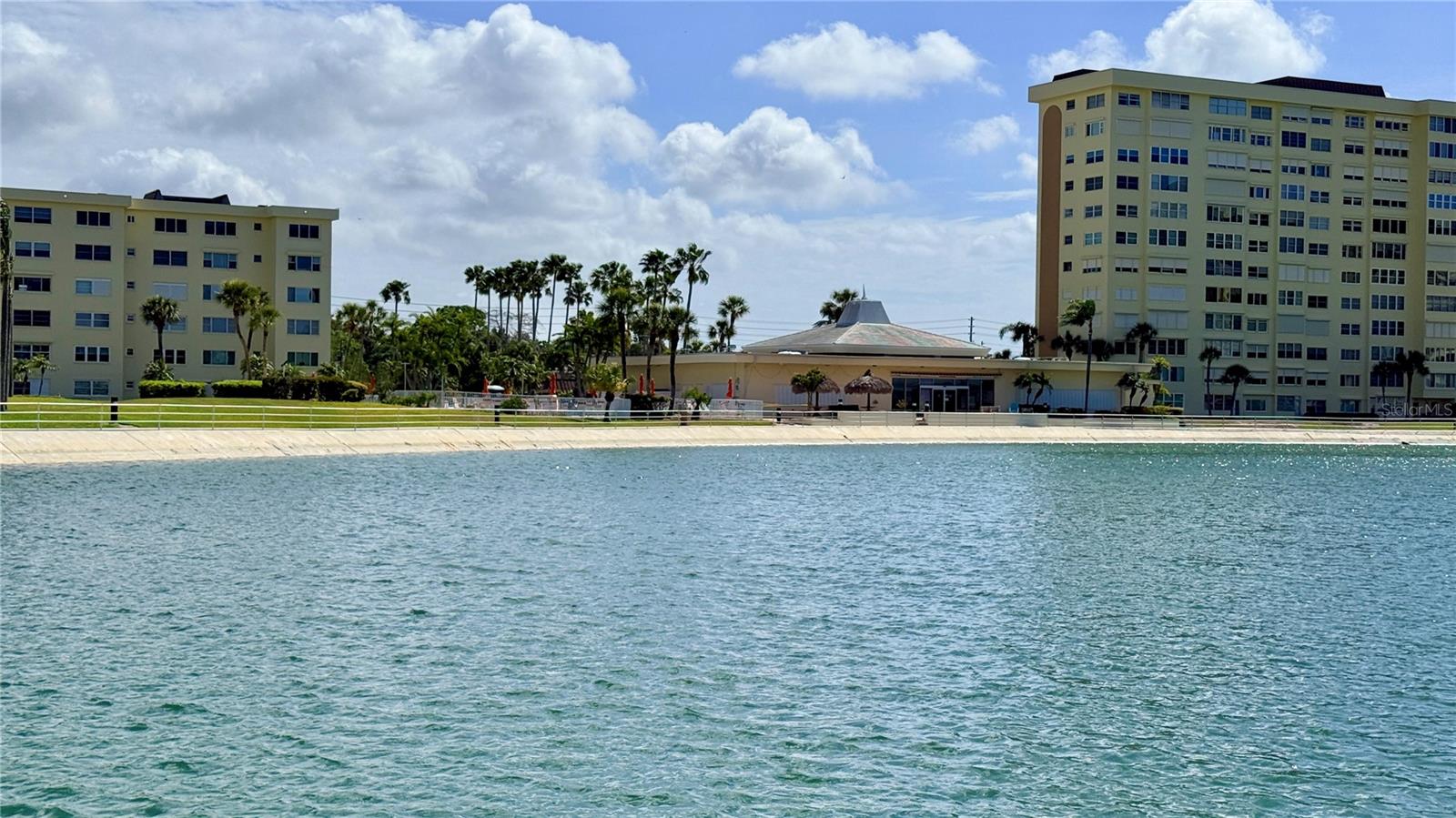 4750 COVE CIR #107, ST PETERSBURG, FL, 33708