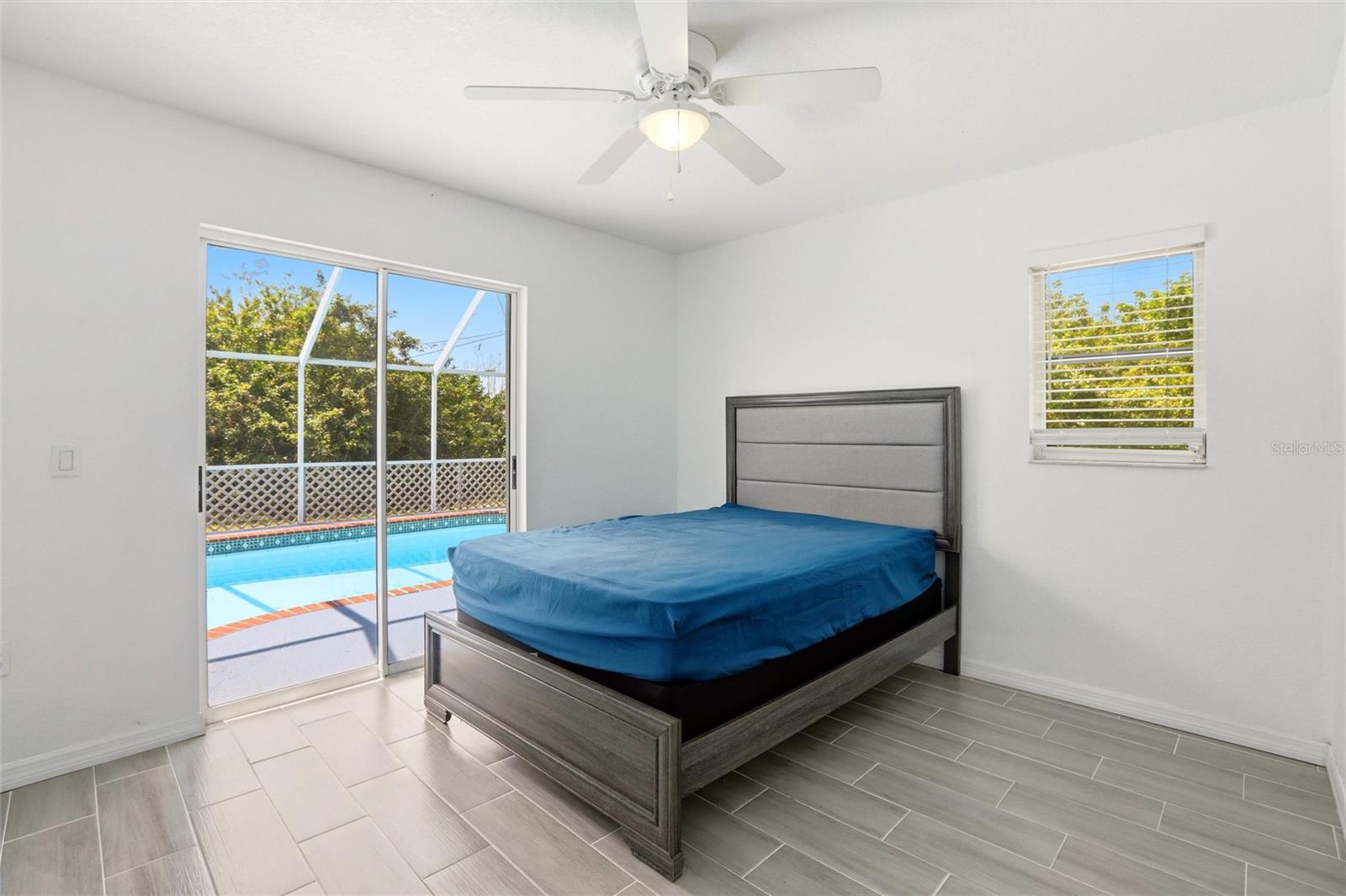 830 COLUMBIA ST, PORT CHARLOTTE, FL, 33948