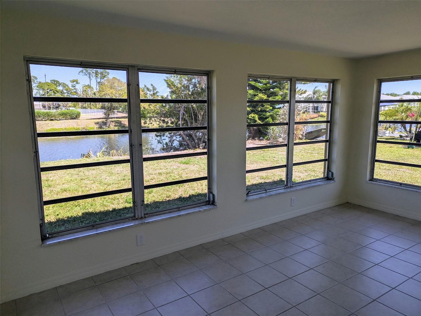 5752 ESPANOLA AVE, NORTH PORT, FL, 34287