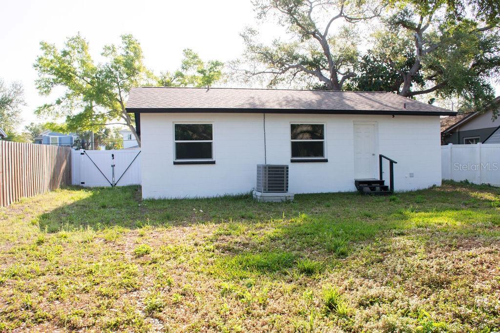 6813 S HIMES AVE, TAMPA, FL, 33611
